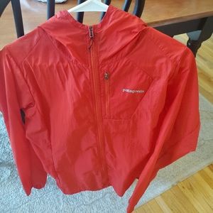 Patagonia wind breaker